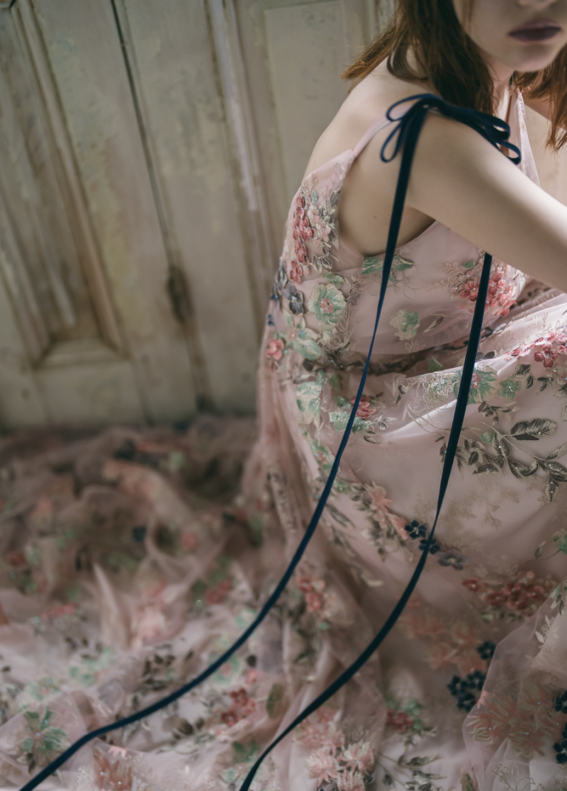 新作衣装コレクション〈Stiā〉