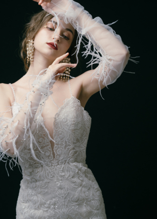 新作衣装コレクション〈Bella〉