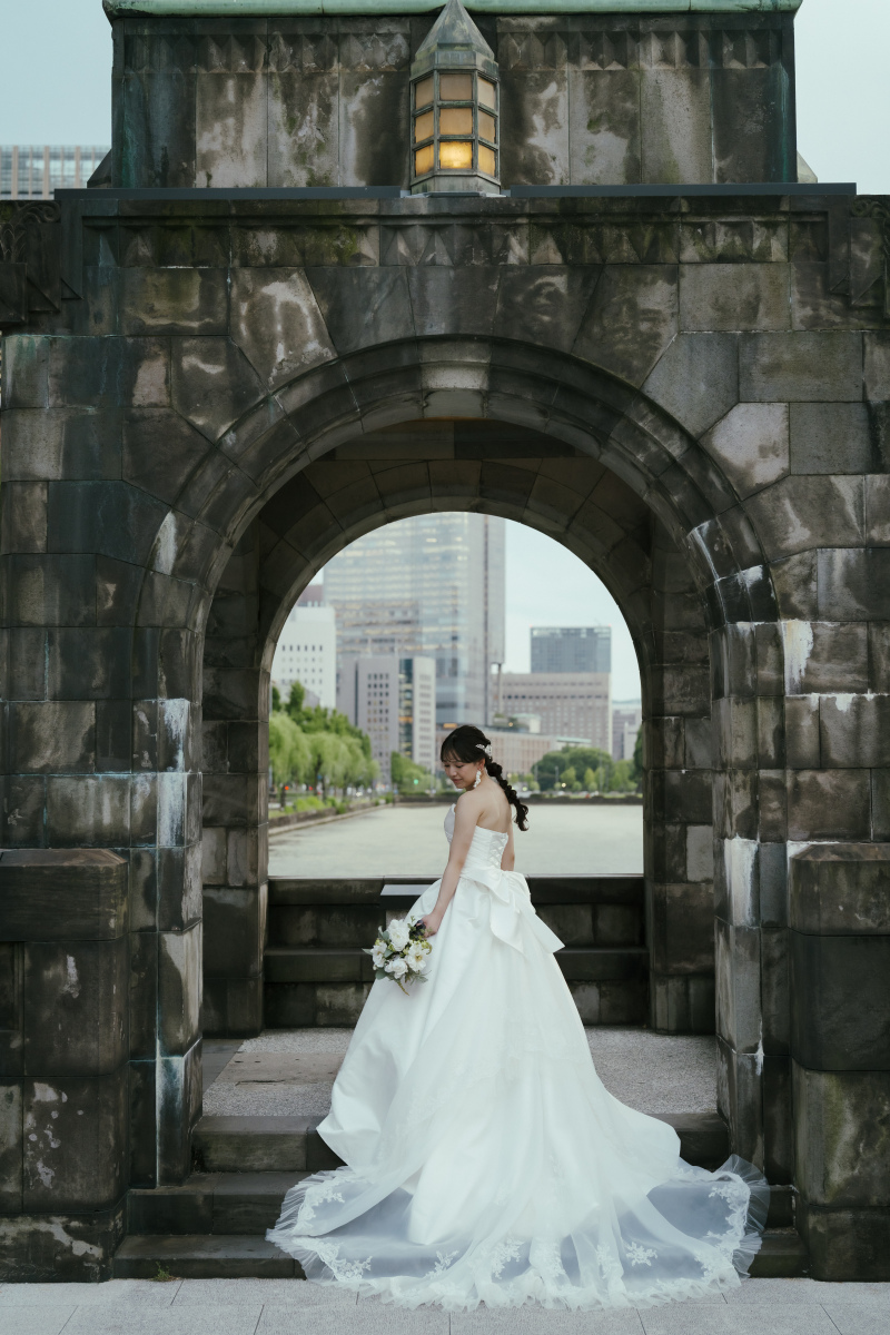 光と風をまとう、プリンセスの佇まい