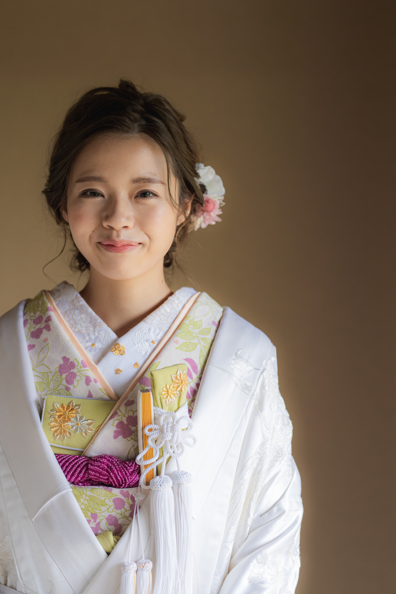 コーディネートも素敵な白無垢姿