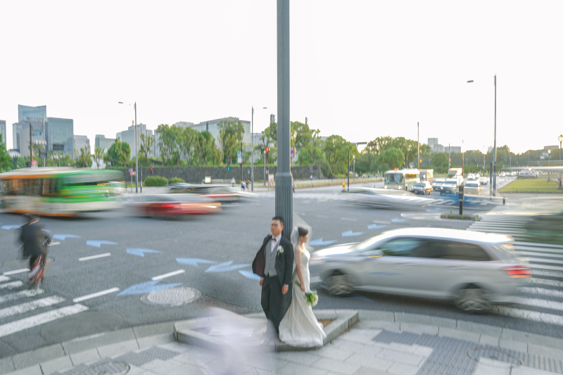 洗練された街の真ん中で