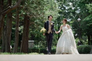 新緑の季節に楽しむロケーションフォト（洋装1着ロケーション）