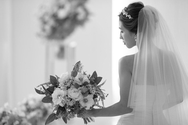 ベールまで繊細に