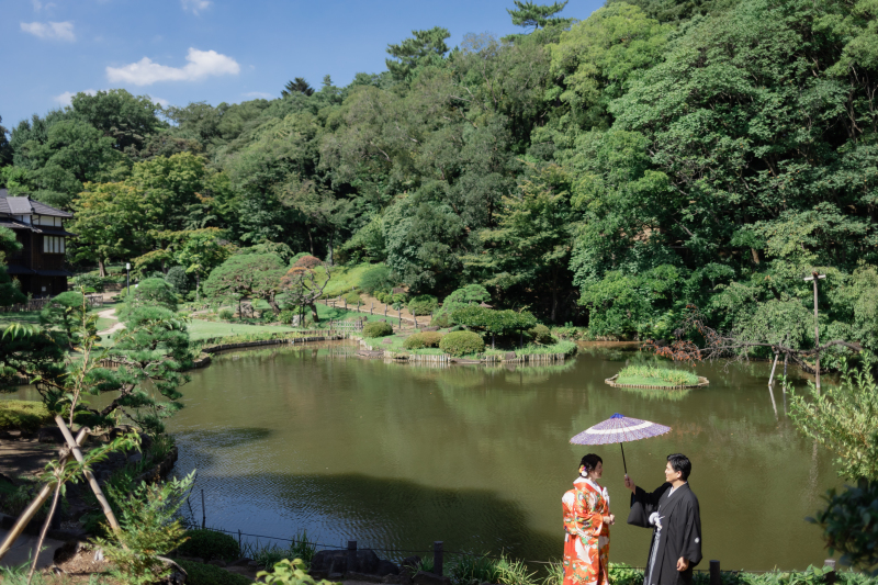 緑豊かな和庭園で