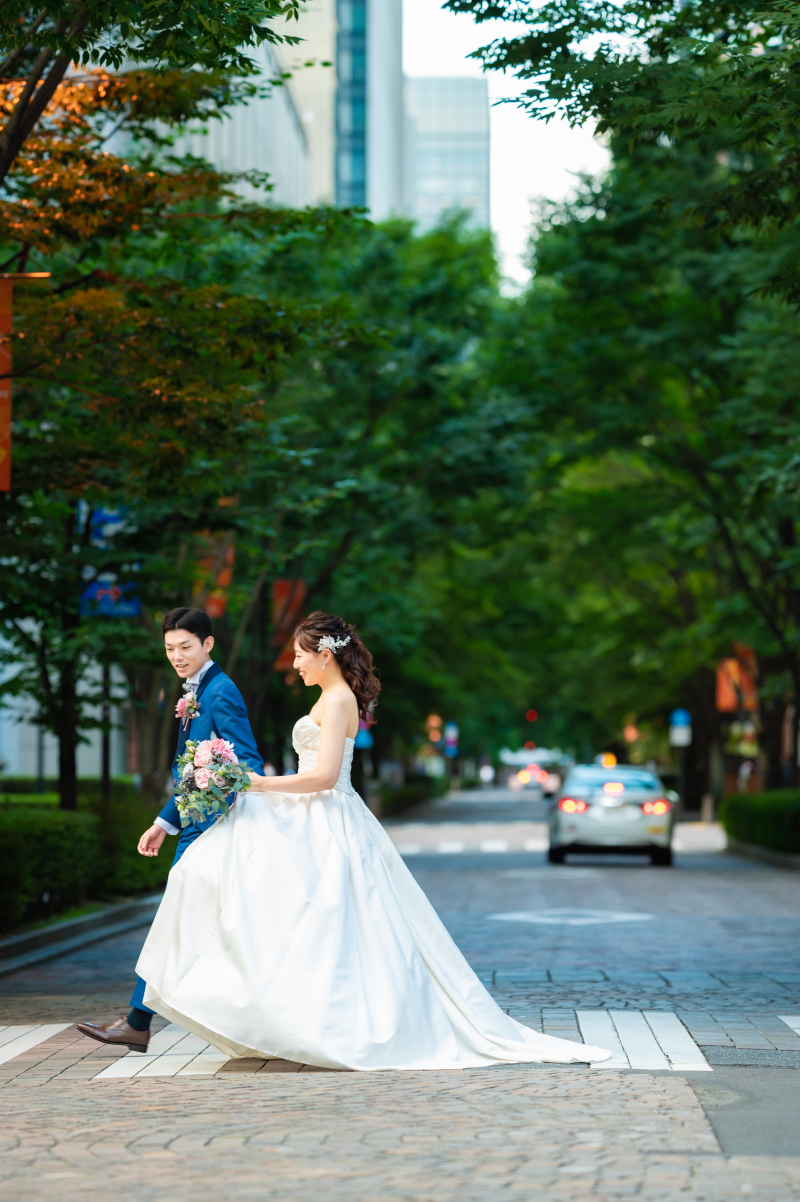 横断歩道を渡って