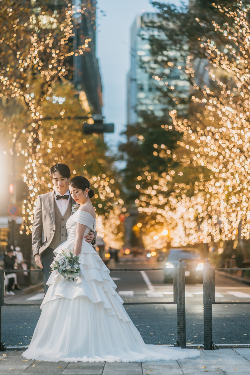 煌めくイルミネーションとともに