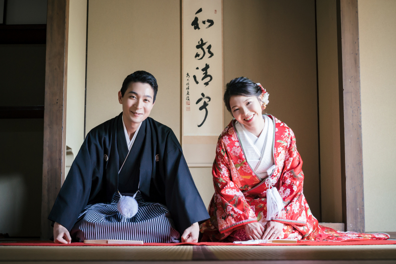 春の陽気につつまれるロケーション撮影（洋和装各1着）