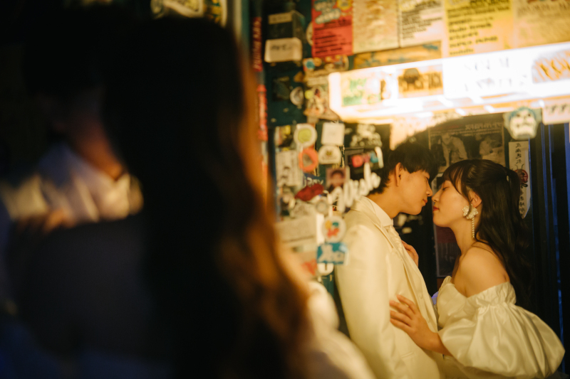 鏡に映る、二人の愛