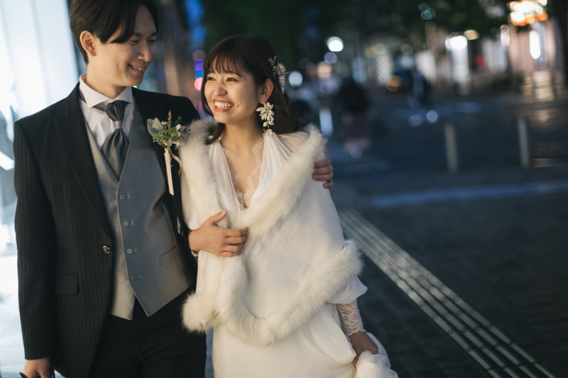 雨降る東京駅で