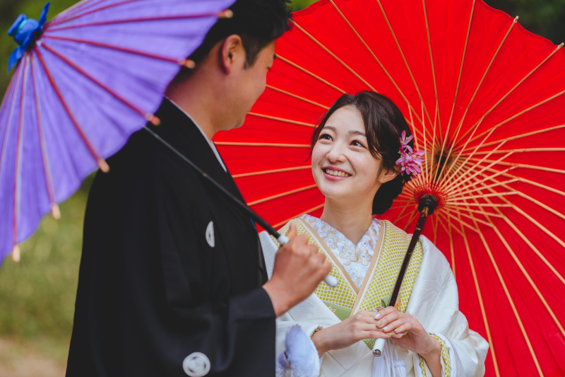 見つめあって