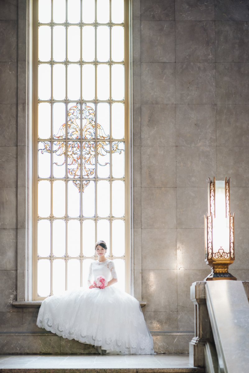 自然光が差し込む窓辺で