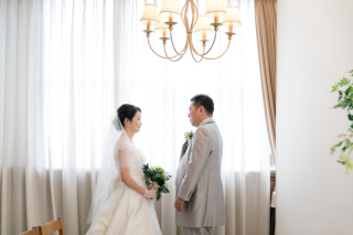 チャペルとスタジオ両方楽しんで（洋装2着スタジオ撮影）