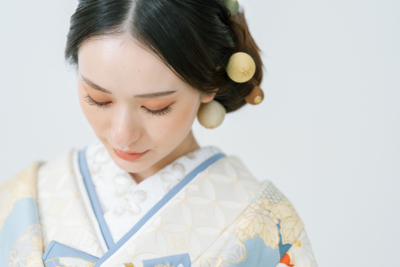 小物やアクセサリーにもこだわって花嫁様らしいお姿を