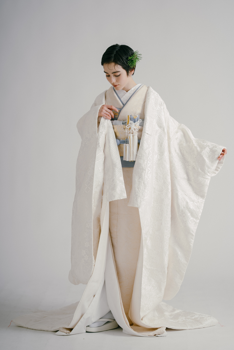 ラヴィファクトリー東京表参道店_白無垢が豊富