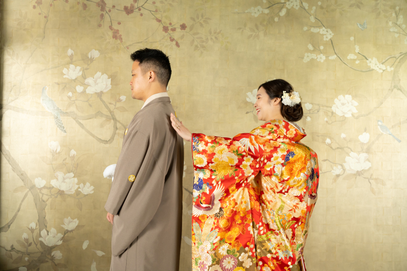 肩をトントン！！