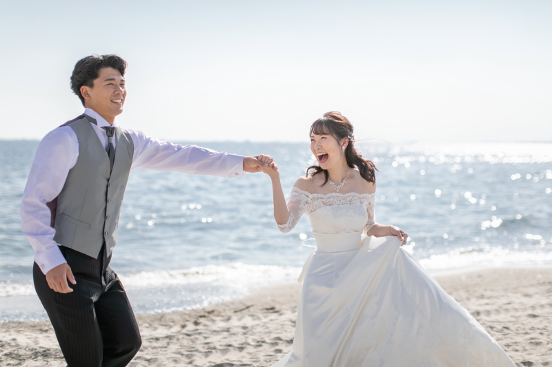 キラキラの海をバックに♪