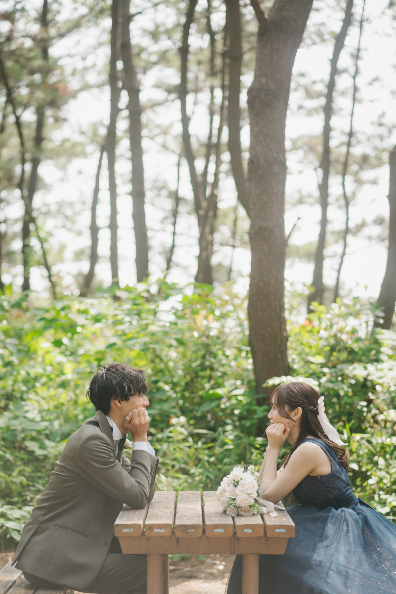 ベンチで可愛らしいお写真を