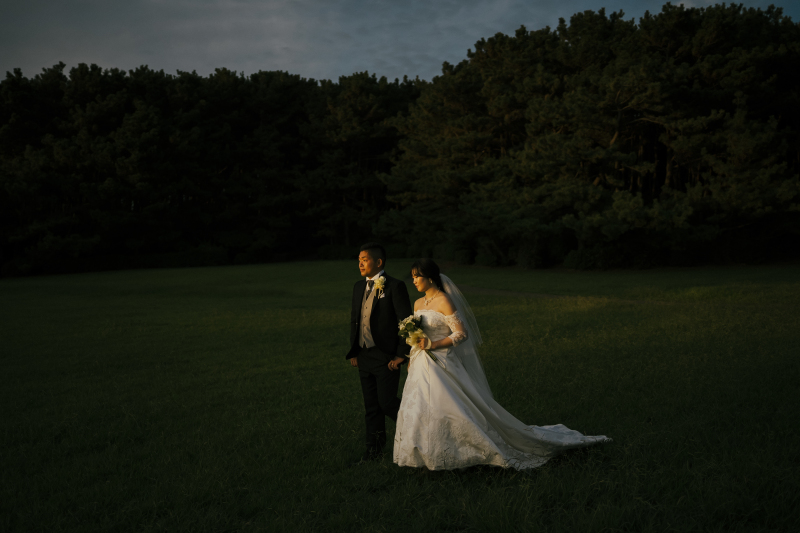 一緒に歩いて行く