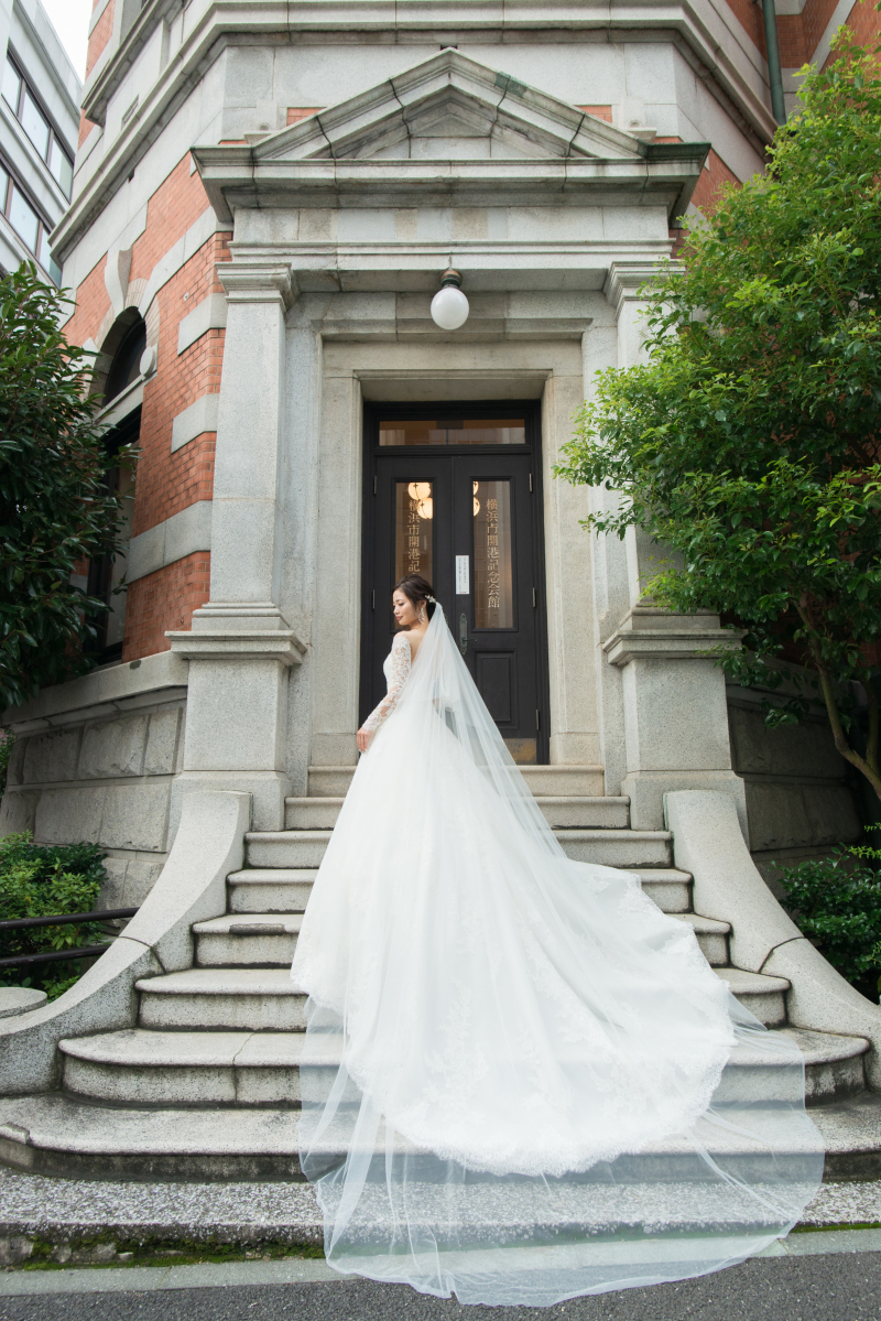 2着目は純白のウエディングドレスで!