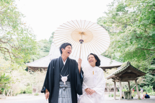 さりげなく親しみやすい性格のカメラマンなので、いつも通りの笑顔がこぼれてしまいます。