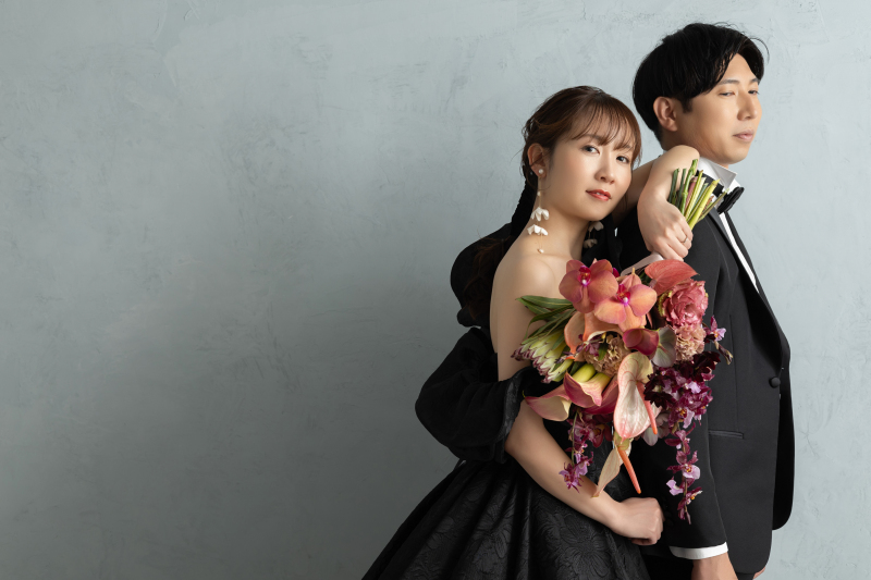 ブラックカラードレス