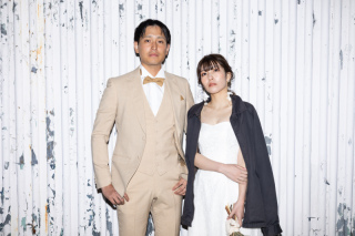 お二人らしさにかっこよさもプラスして。