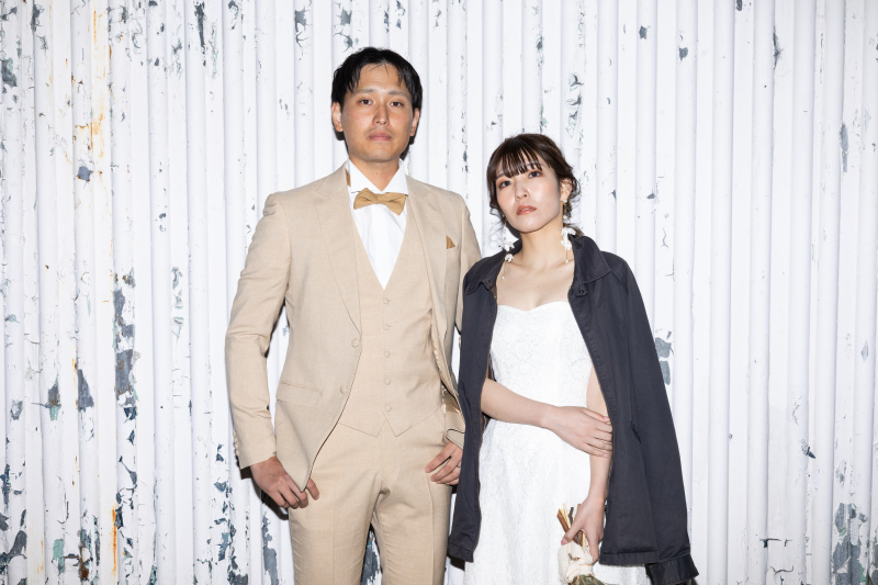 お二人らしさにかっこよさもプラスして。