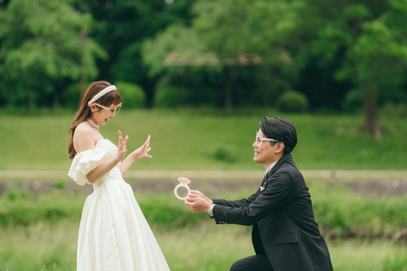 大きな指輪でプロポーズ!!?