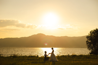 琵琶湖と沈む夕日と大自然でロマンティックな1日