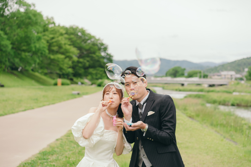 シャボン玉を使って