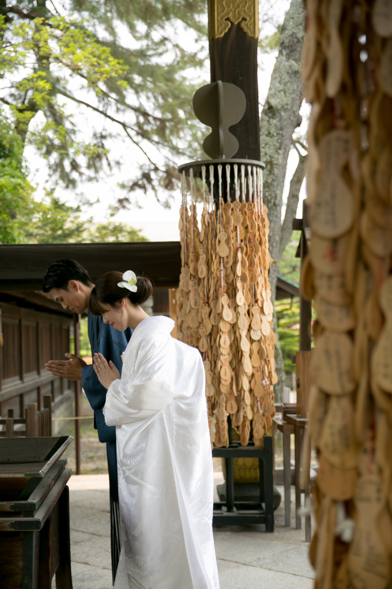 まずは、お参り