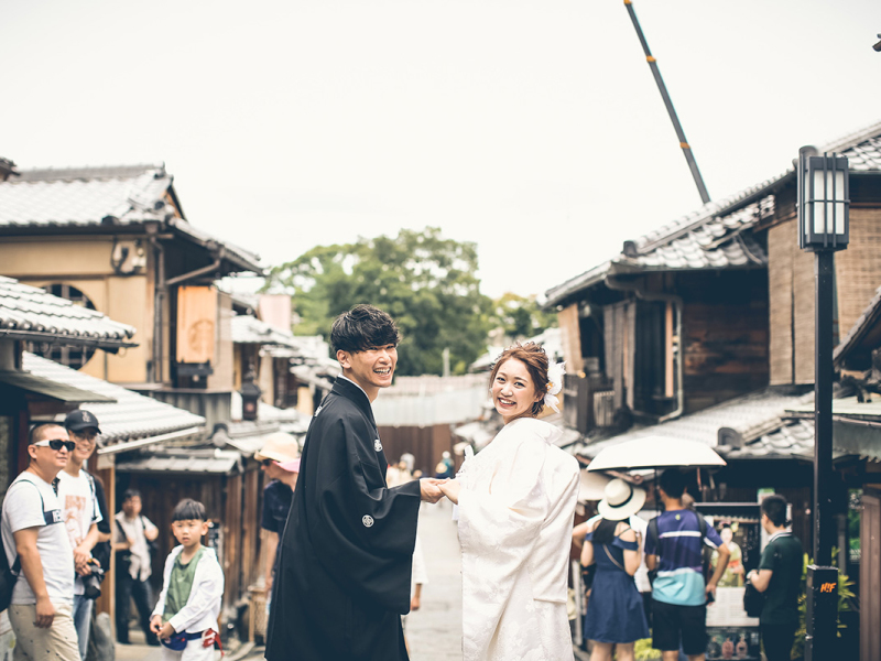 歴史情緒感じる石畳の小道