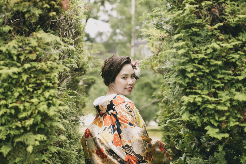 色打掛でも白無垢でも