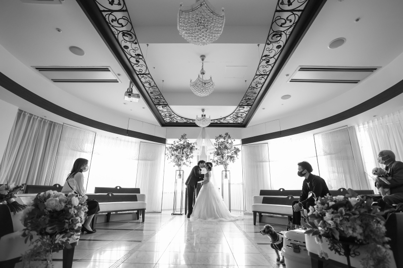 お二人だけの結婚式を 撮影日 21年5月9日 小さな結婚式モザイク店 ラヴィ ファクトリー神戸店 兵庫県でフォトウェディング探すならphotorait