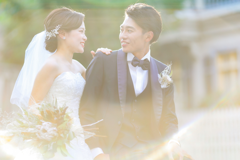 お二人を包む光