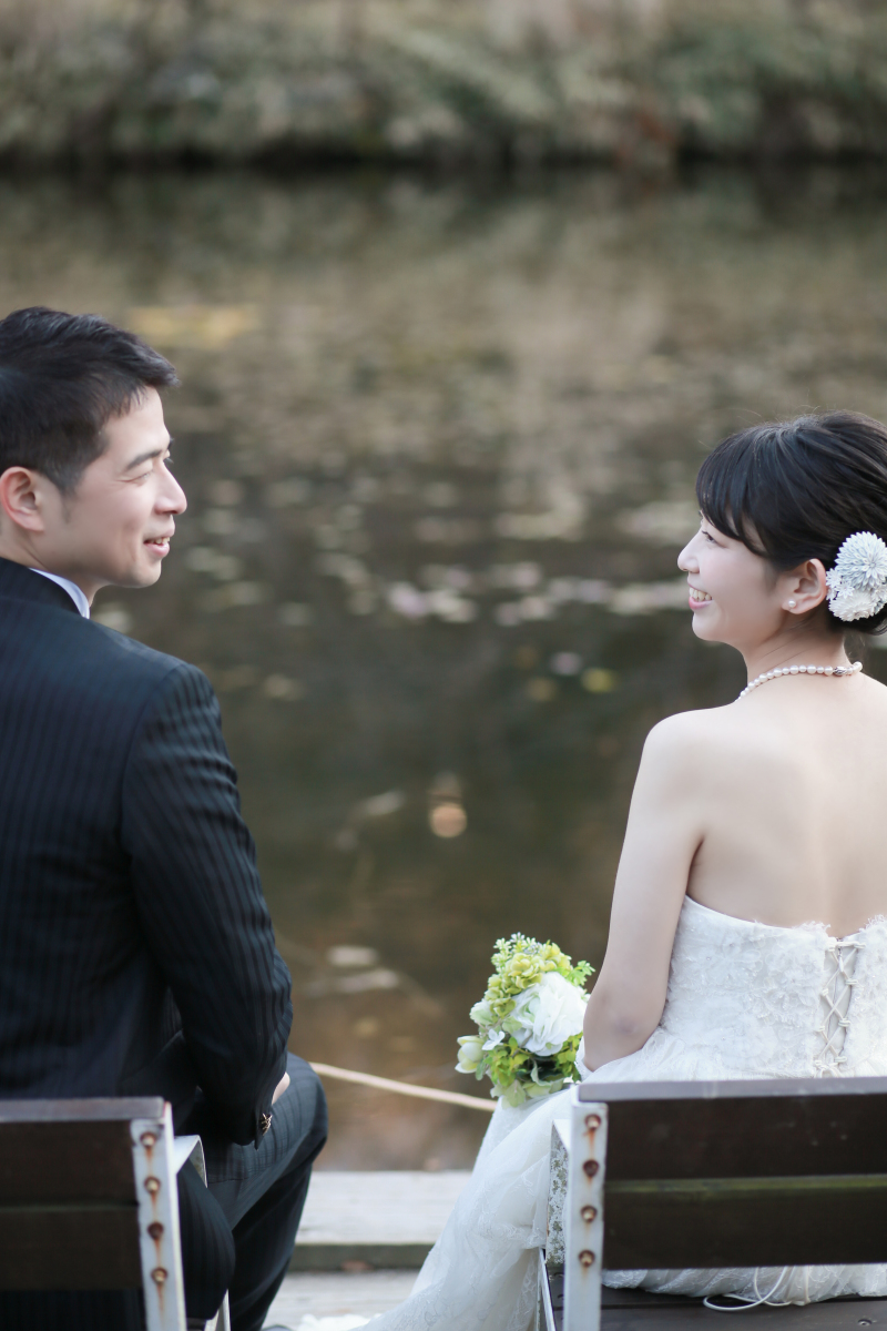 肩を並べて同じ目線で