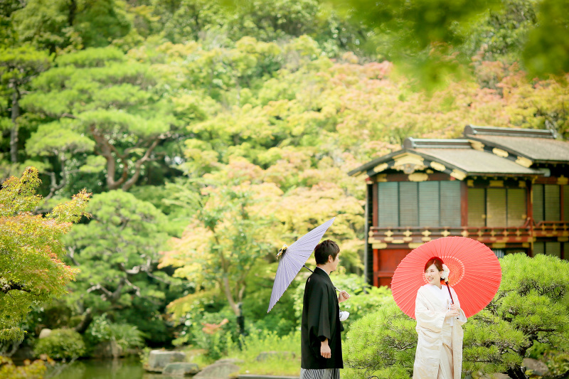 ラヴィファクトリー神戸店_庭園で撮影できる