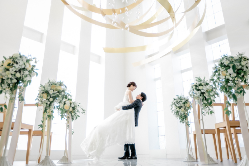 【9月末までの撮影限定】基本料50%OFFキャンペーン|洋装チャペルフォト(衣装+新婦ヘアメイク+全データ)