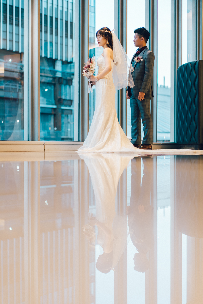 床に差し込む光