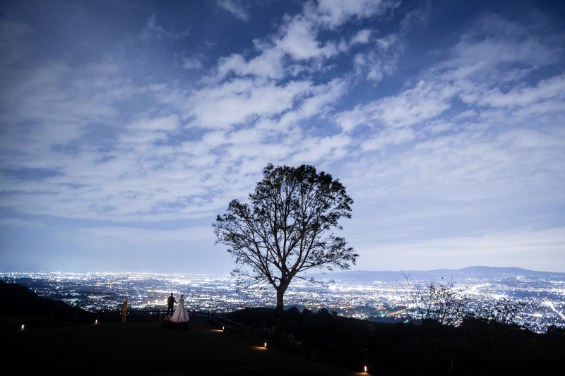 洋装ロケーションフォト