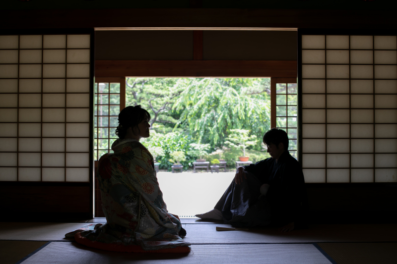 涼しい室内で休憩しながら撮影も。