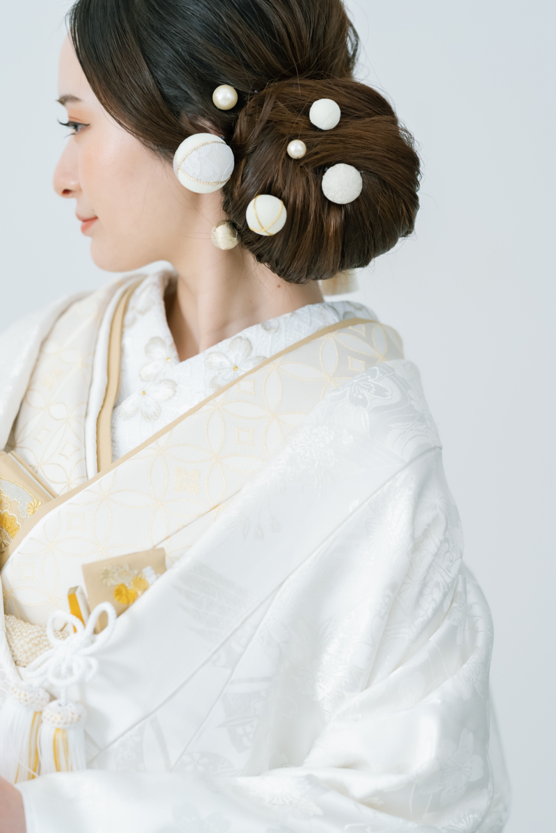 ラヴィファクトリー大阪店_白無垢が豊富