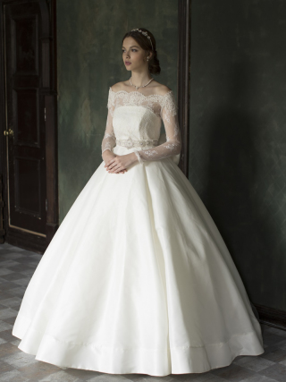 FB084 レースブラウス