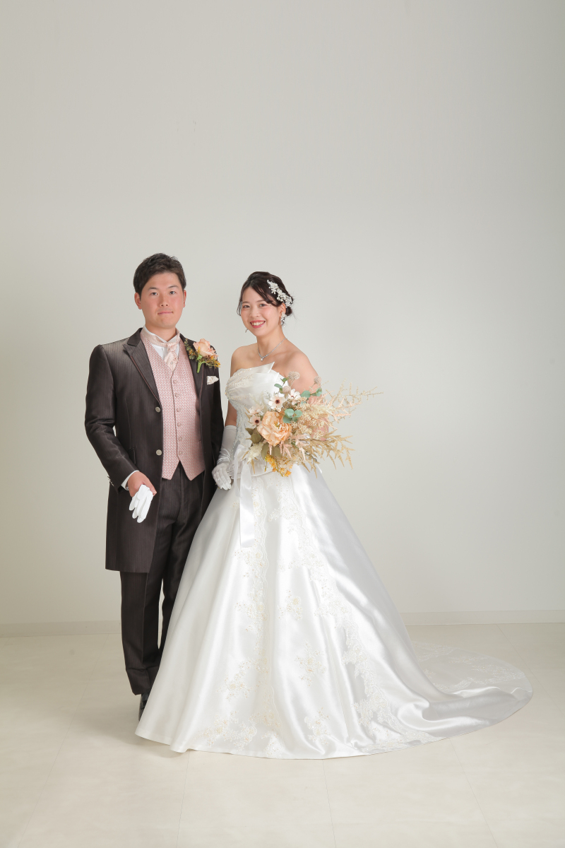 洋装の基本のポーズから