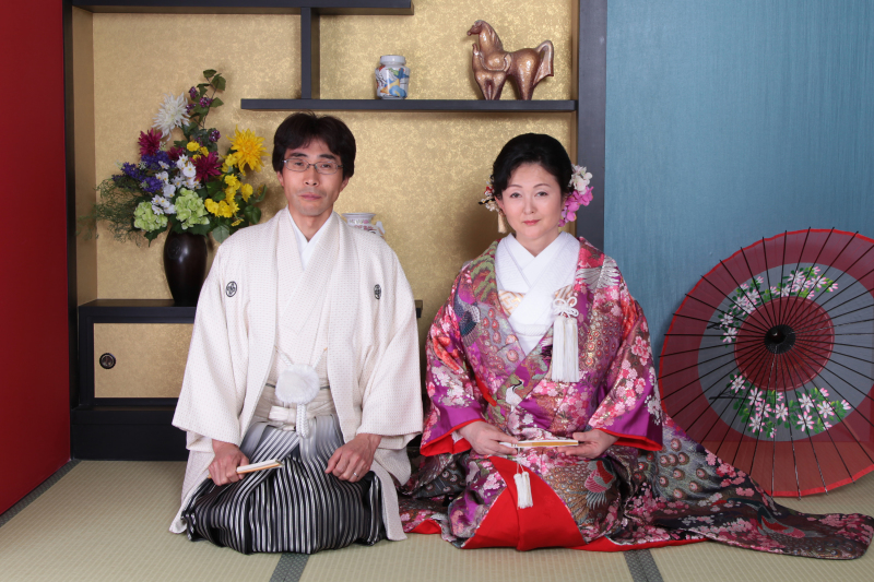 スタジオならではのカットを次々に