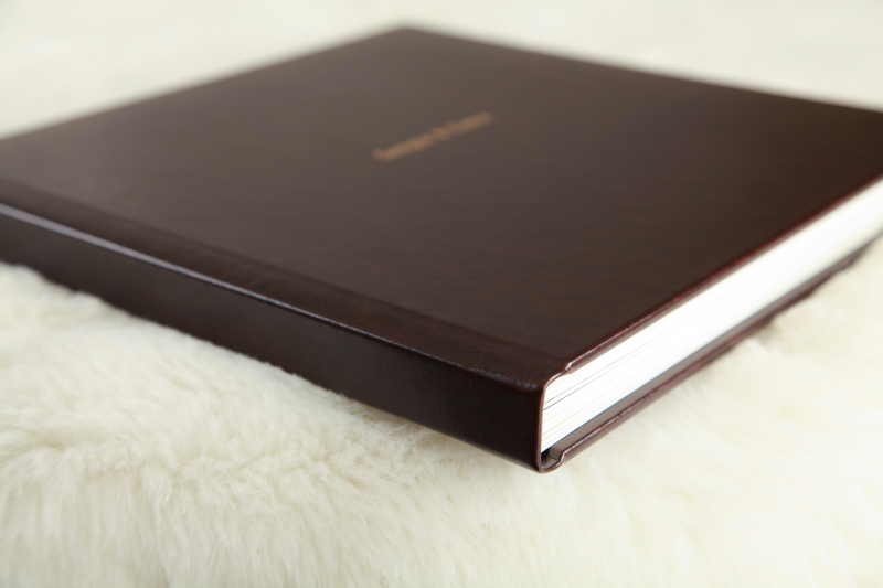 【和装&洋装 ガーネット】レザー調アルバム&ロケーション撮影付プラン