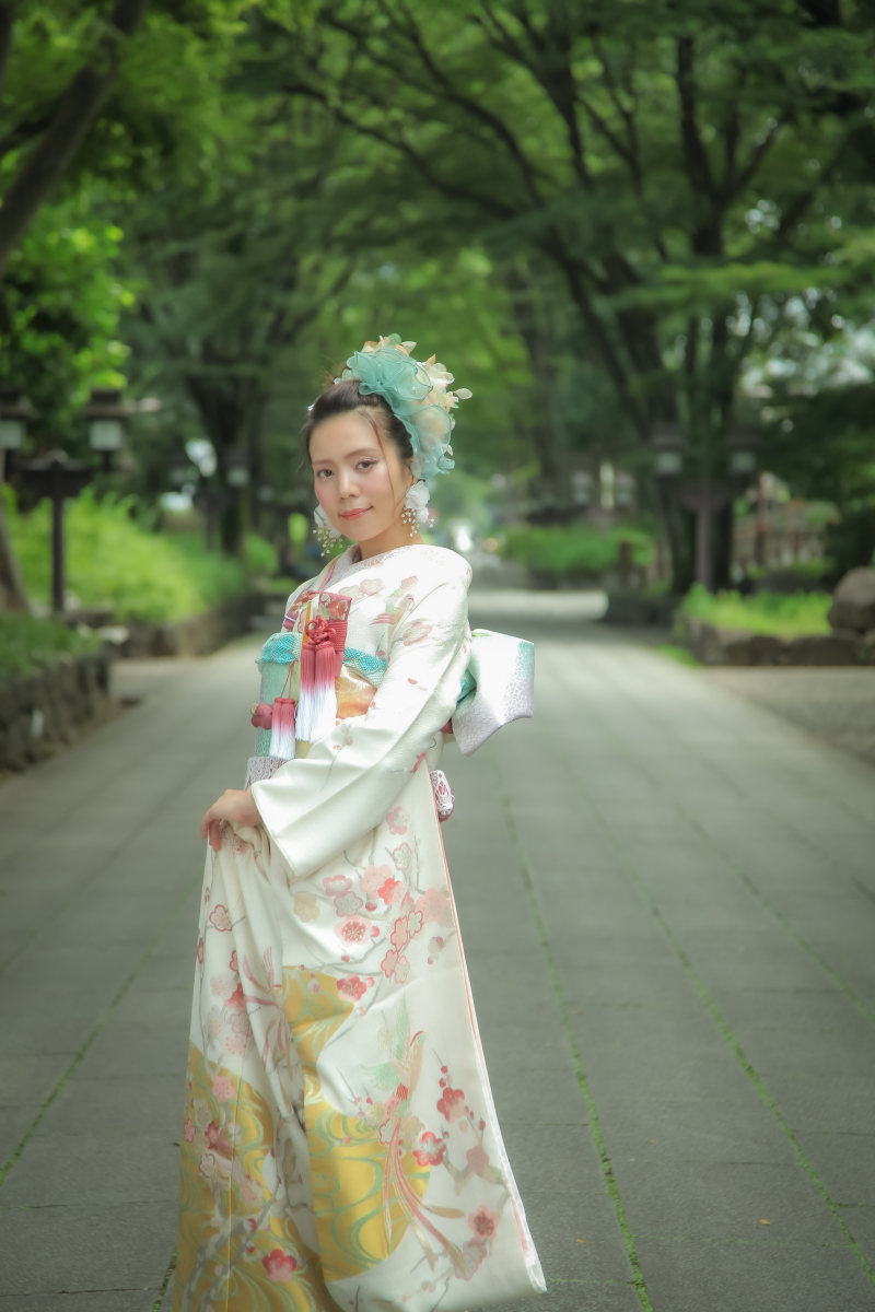 【和装のコーディネートを楽しみたい方必見!】新作和装(引き振袖&打掛)プラン/120カットデータ/安心のヘアメイク小物付き