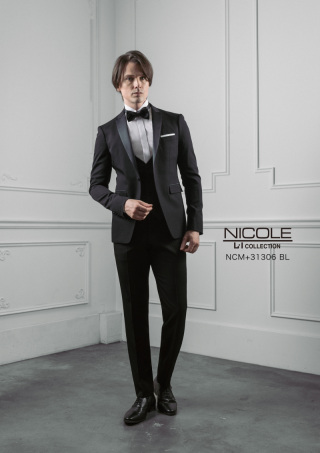 NICOLE