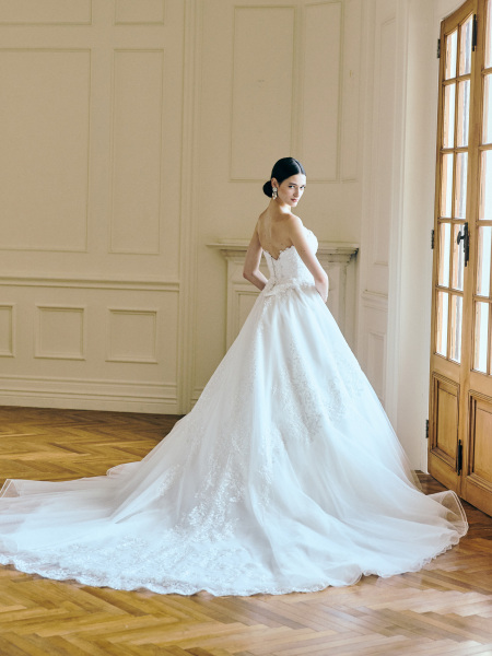 F902　桂ドロップパフスリーブグリッターソワレ