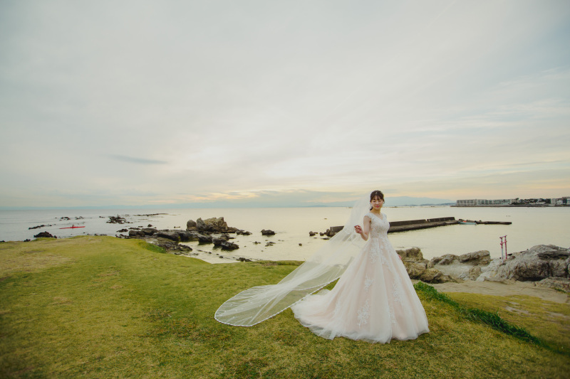 茜差す浜辺にて